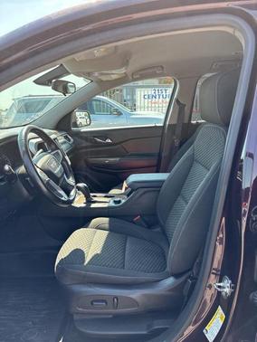 2017 GMC Acadia SLE-2