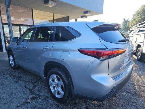 2023 Toyota Highlander Hybrid LE