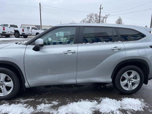 2023 Toyota Highlander Hybrid LE