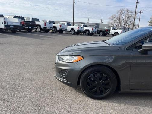 2019 Ford Fusion S