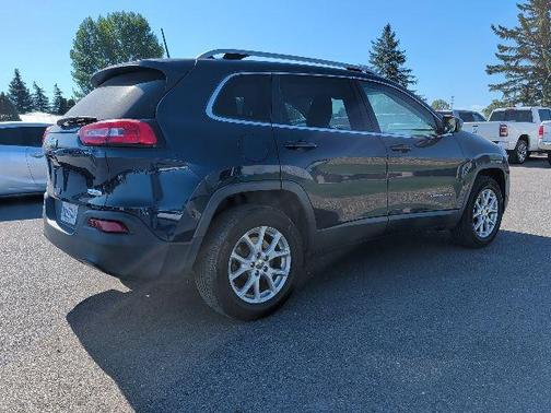 Hydro Blue Pearlcoat 2018 Jeep Cherokee Latitude