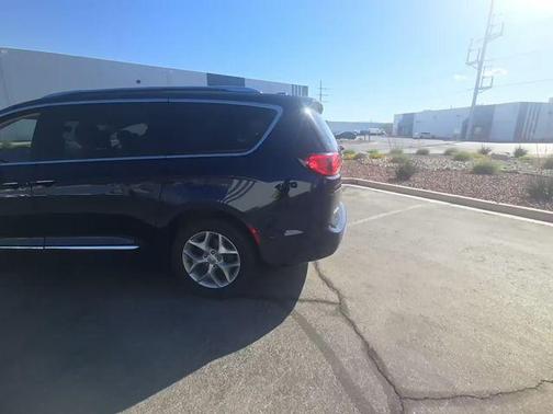 Jazz Blue Pearlcoat 2019 Chrysler Pacifica Touring-L Plus