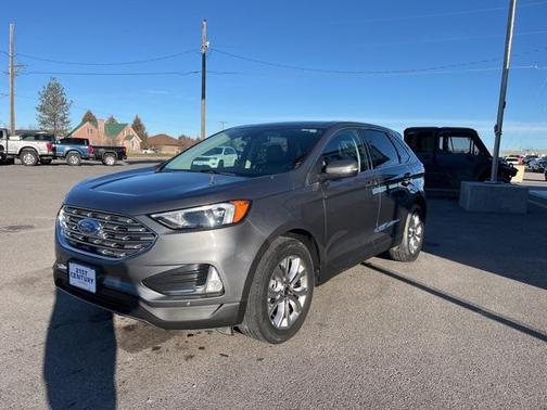 2024 Ford Edge Titanium