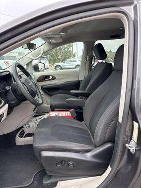 2019 Chrysler Pacifica Touring