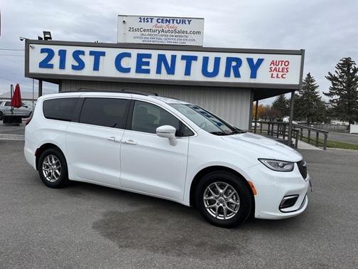 2022 Chrysler Pacifica Touring