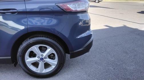 2017 Ford Edge SE