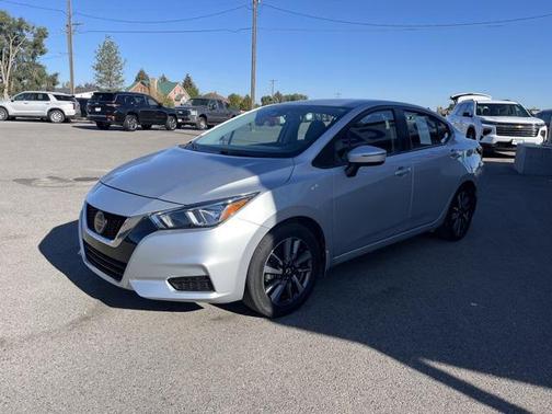 2021 Nissan Versa 1.6 SV