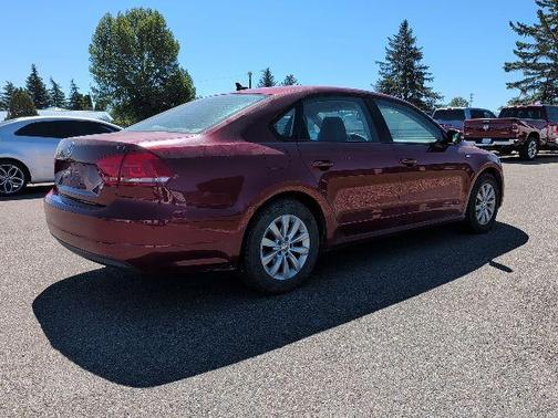 Fortana Red 2015 Volkswagen Passat 1.8T S