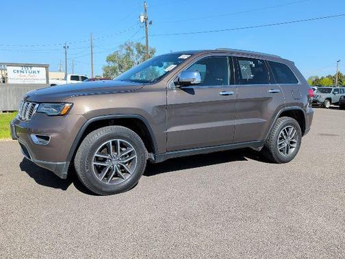 Walnut Brown Metallic Clearcoat 2018 Jeep Grand Cherokee Limited