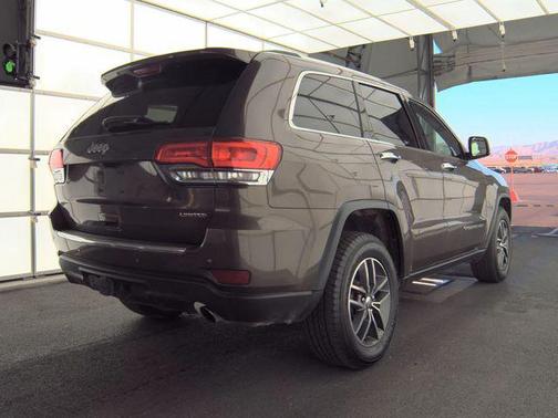 Walnut Brown Metallic Clearcoat 2018 Jeep Grand Cherokee Limited