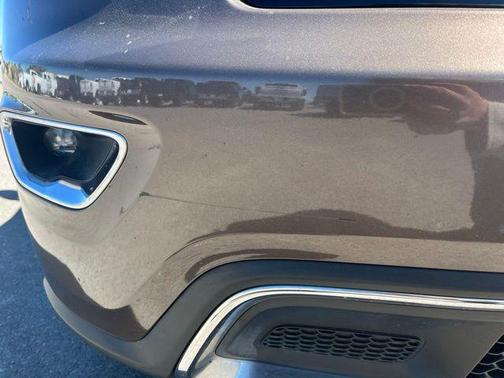 Walnut Brown Metallic Clearcoat 2018 Jeep Grand Cherokee Limited
