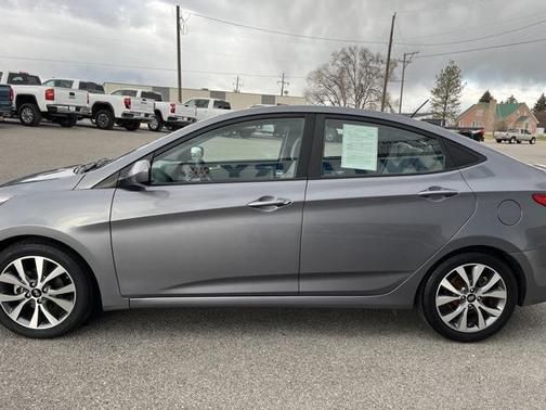2017 Hyundai Accent Value Edition