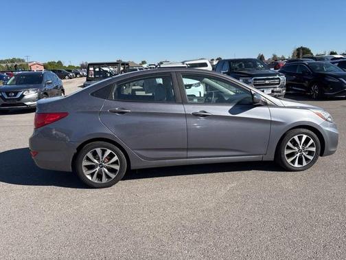 2017 Hyundai Accent Value Edition