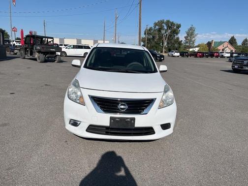 2014 Nissan Versa 1.6 SV