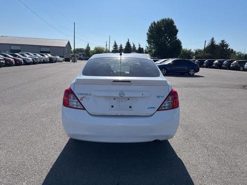 2014 Nissan Versa 1.6 SV