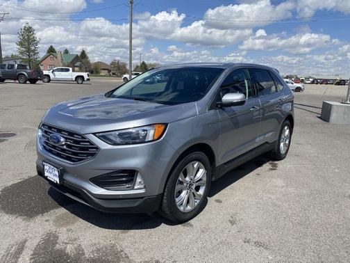 2023 Ford Edge Titanium