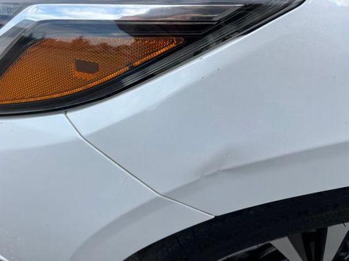 Aspen White 2022 Nissan Sentra SR