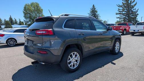 Granite Crystal Metallic Clearcoat 2015 Jeep Cherokee Latitude