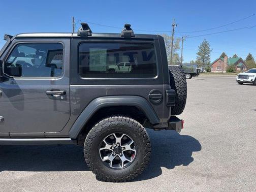 Granite Crystal Metallic Clearcoat 2022 Jeep Wrangler Rubicon