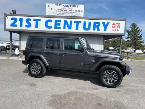 Granite Crystal Metallic Clearcoat 2025 Jeep Wrangler 4-Door Sahara 4x4