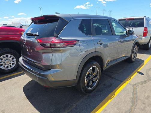 Gun Metallic 2025 Nissan Rogue SV