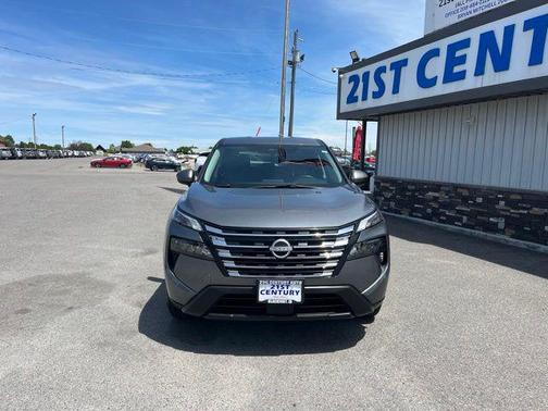 Gun Metallic 2025 Nissan Rogue SV