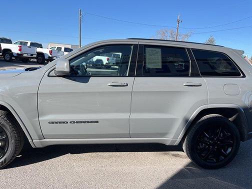 2020 Jeep Grand Cherokee Altitude
