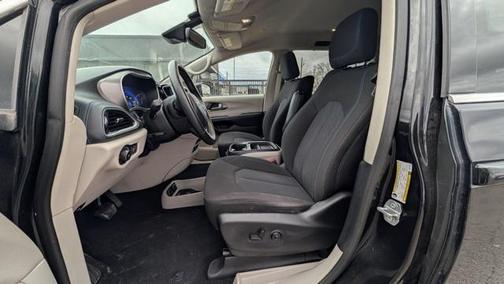 2021 Chrysler Pacifica Touring