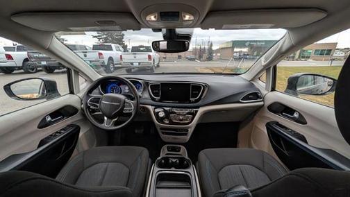 2021 Chrysler Pacifica Touring