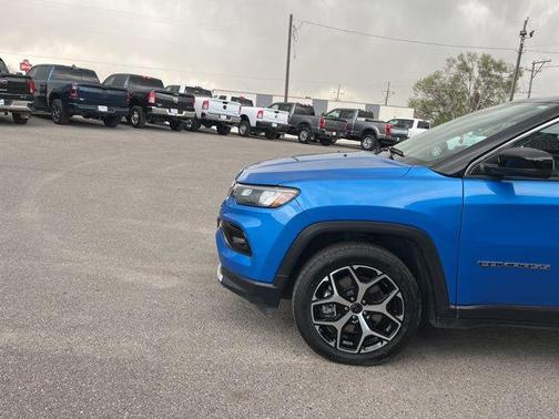 Hydro Blue Pearlcoat 2025 Jeep Compass Limited