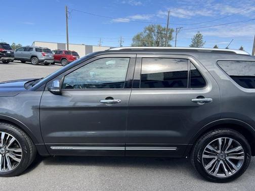 2019 Ford Explorer Platinum