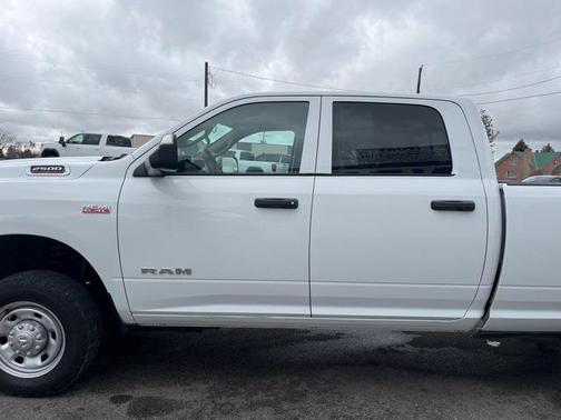 2019 RAM 2500 Tradesman Crew Cab 4x4 8' Box