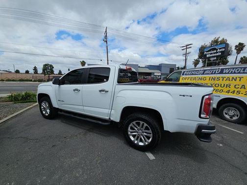 Summit White 2017 GMC Canyon SLT