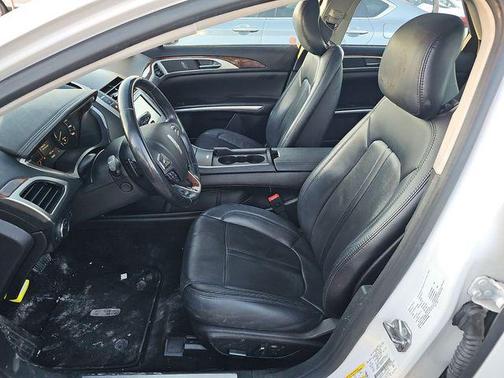 White Platinum Clearcoat Metallic 2016 Lincoln MKZ Base