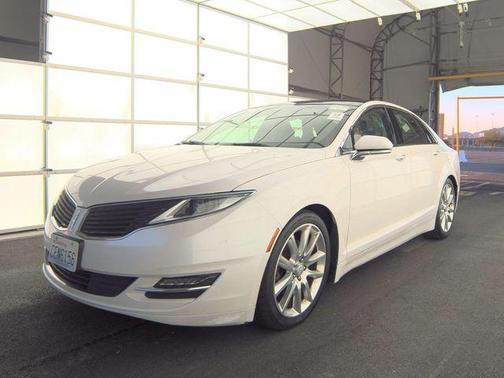 White Platinum Clearcoat Metallic 2016 Lincoln MKZ Base