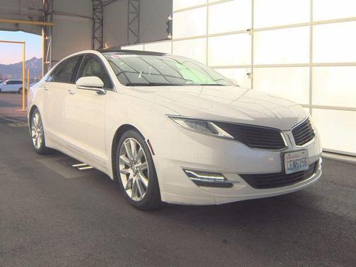 White Platinum Clearcoat Metallic 2016 Lincoln MKZ Base