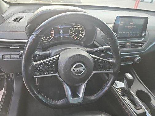 2020 Nissan Altima SR FWD