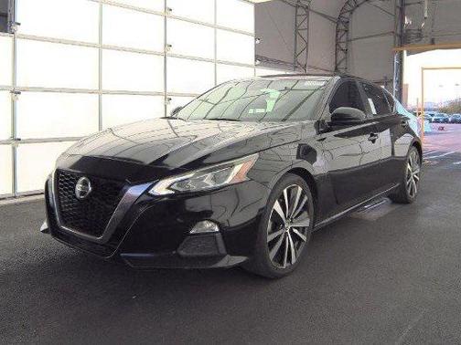 2020 Nissan Altima SR FWD