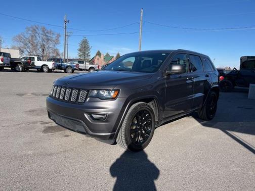 2017 Jeep Grand Cherokee Altitude