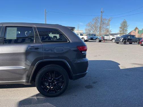 2017 Jeep Grand Cherokee Altitude