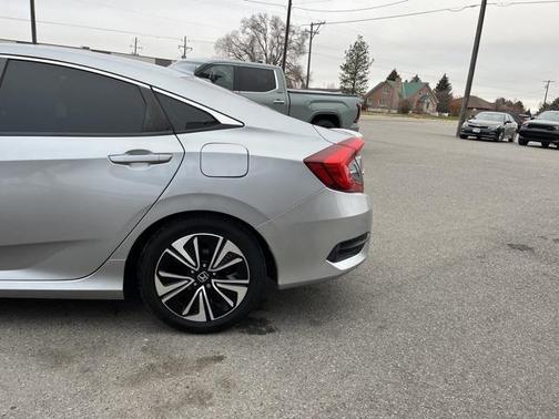 2018 Honda Civic EX-L