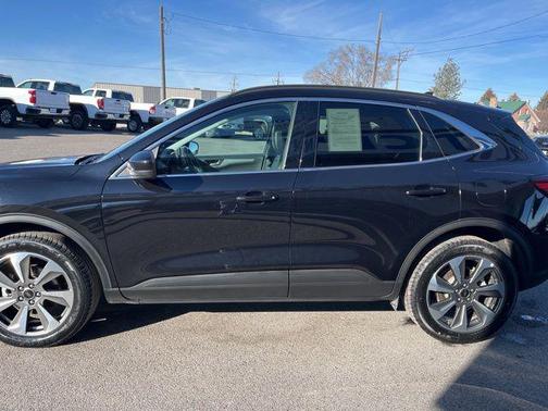 2025 Ford Escape Platinum