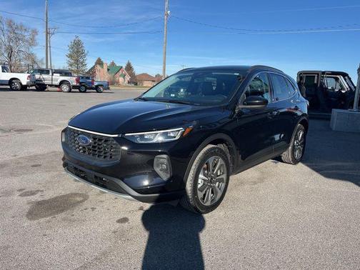 2025 Ford Escape Platinum