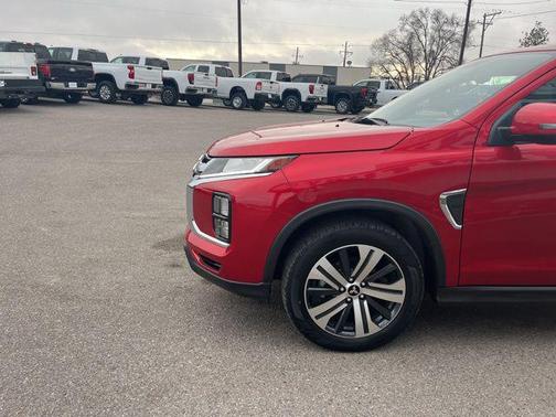 2024 Mitsubishi Outlander Sport SE