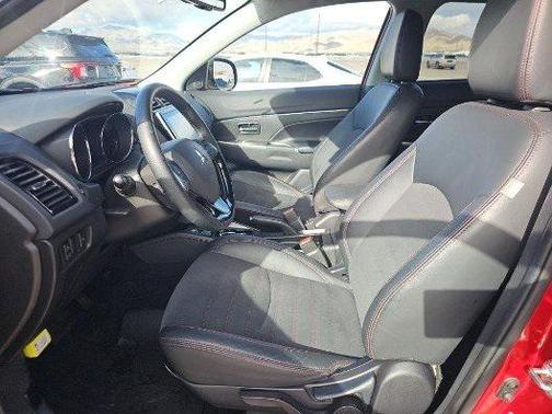 2024 Mitsubishi Outlander Sport SE