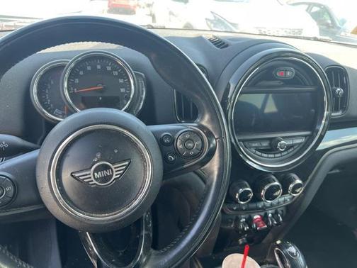2019 MINI Countryman Cooper