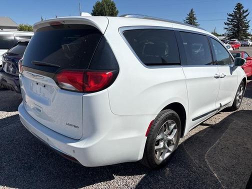 2018 Chrysler Pacifica Limited