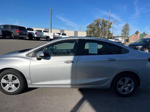 2017 Chevrolet Cruze LS