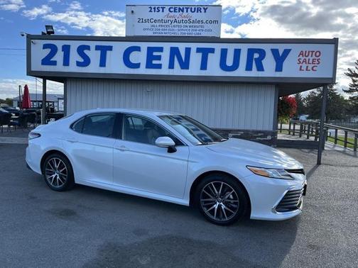 2024 Toyota Camry XLE