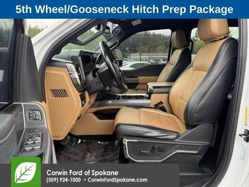 Oxford White 2024 Ford F-350 Lariat Super Duty